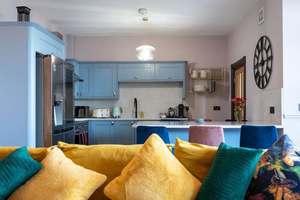 Stylish Beachfront Bolthole With Stunning Sea Views And Luxury Touches Herne Bay Extérieur photo