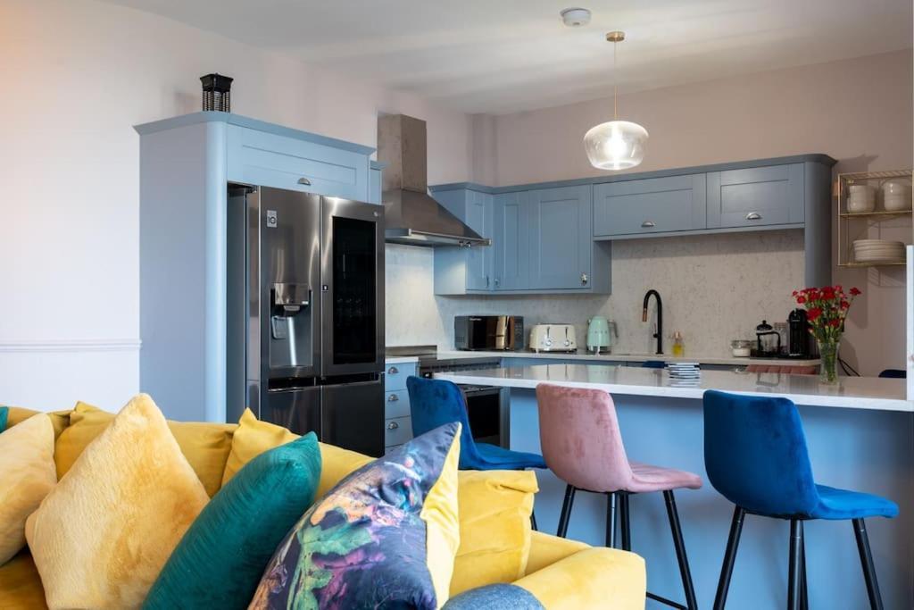 Stylish Beachfront Bolthole With Stunning Sea Views And Luxury Touches Herne Bay Extérieur photo