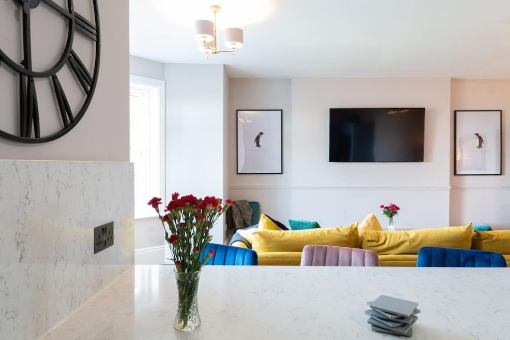 Stylish Beachfront Bolthole With Stunning Sea Views And Luxury Touches Herne Bay Extérieur photo